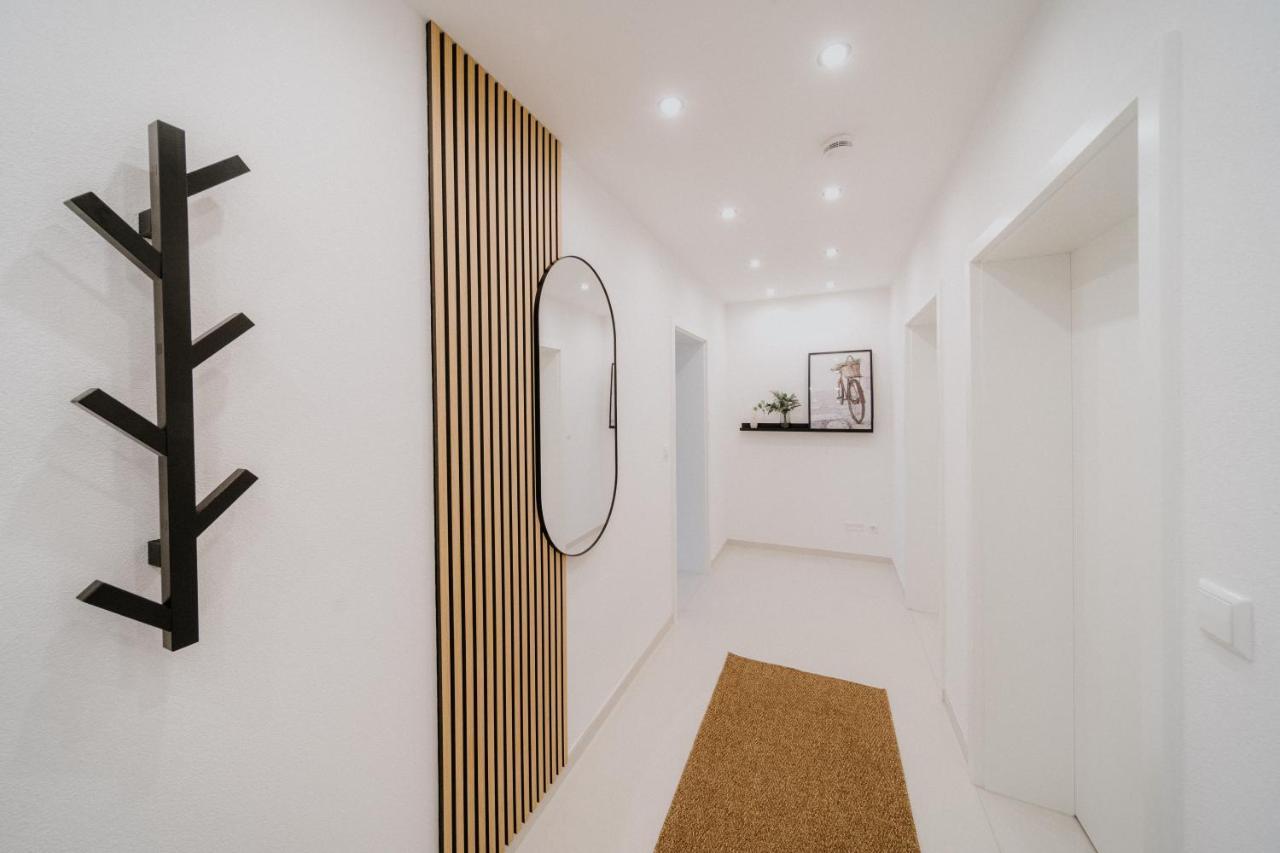 Ferienwohnung Am Weinberg Boetzingen エクステリア 写真