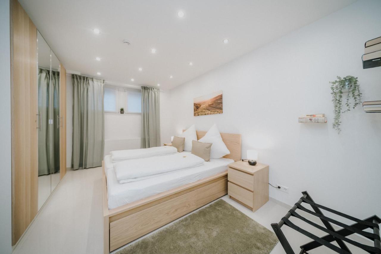 Ferienwohnung Am Weinberg Boetzingen エクステリア 写真